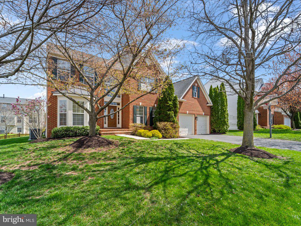 120 ROY COURT SE
