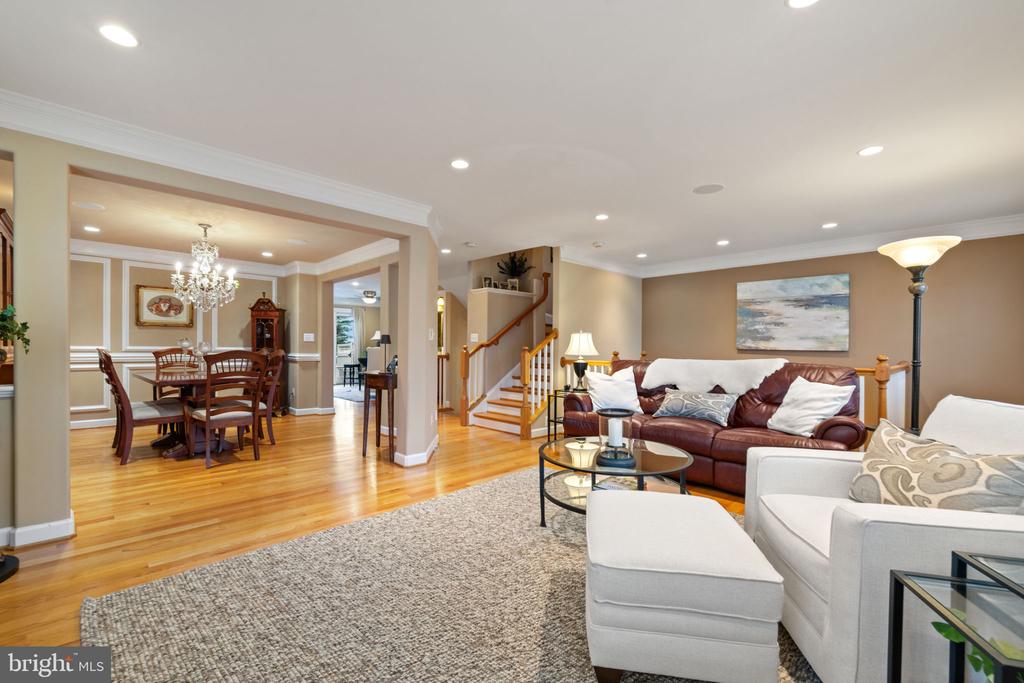 109 N JAY ST,LOUDOUN