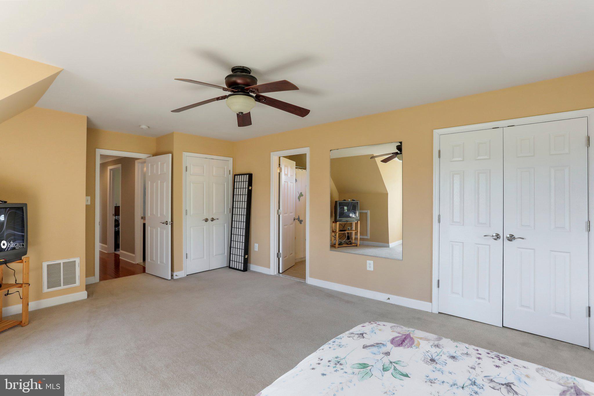 14391 CAMPBELL FARM LANE