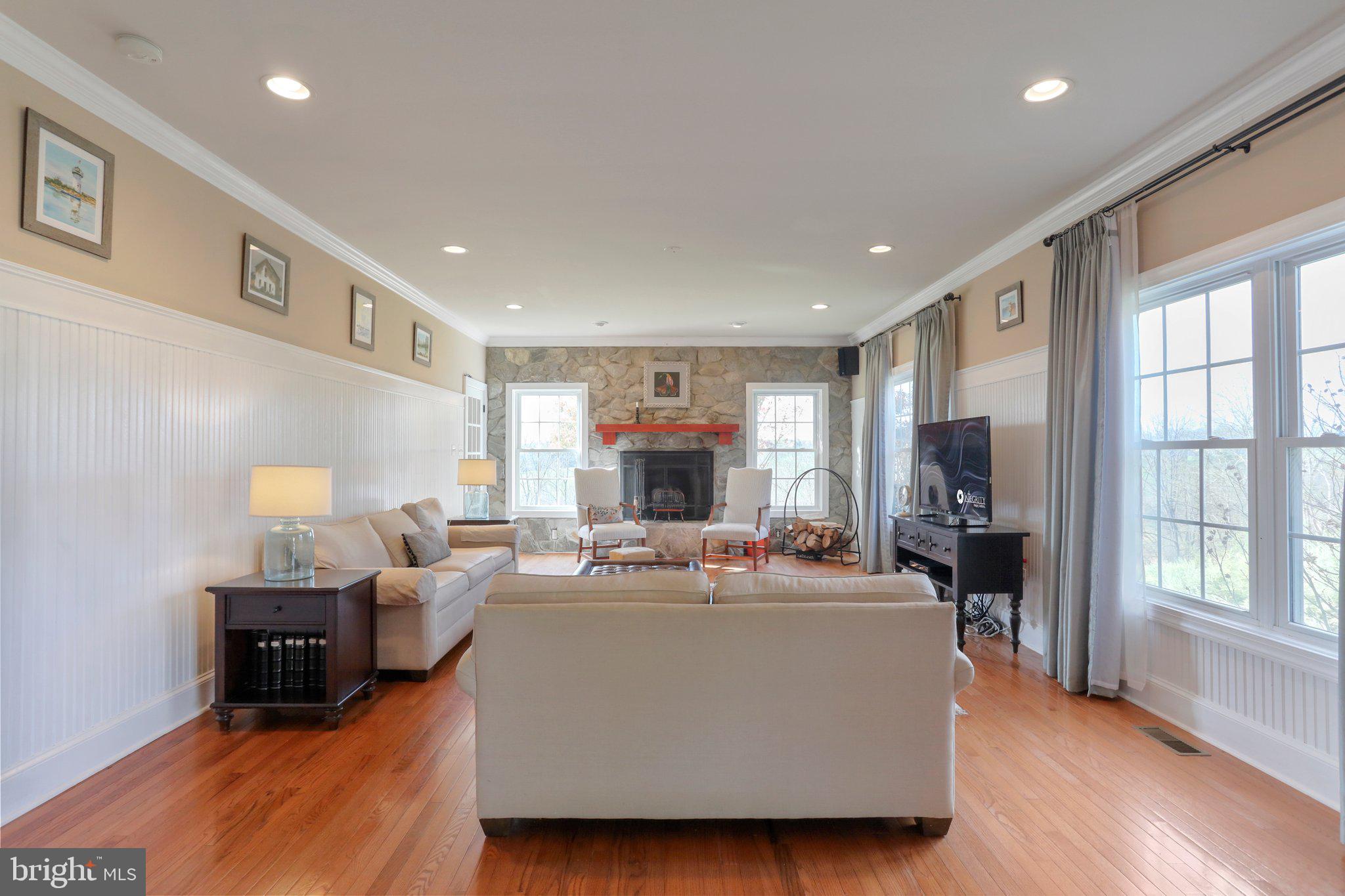 14391 CAMPBELL FARM LANE