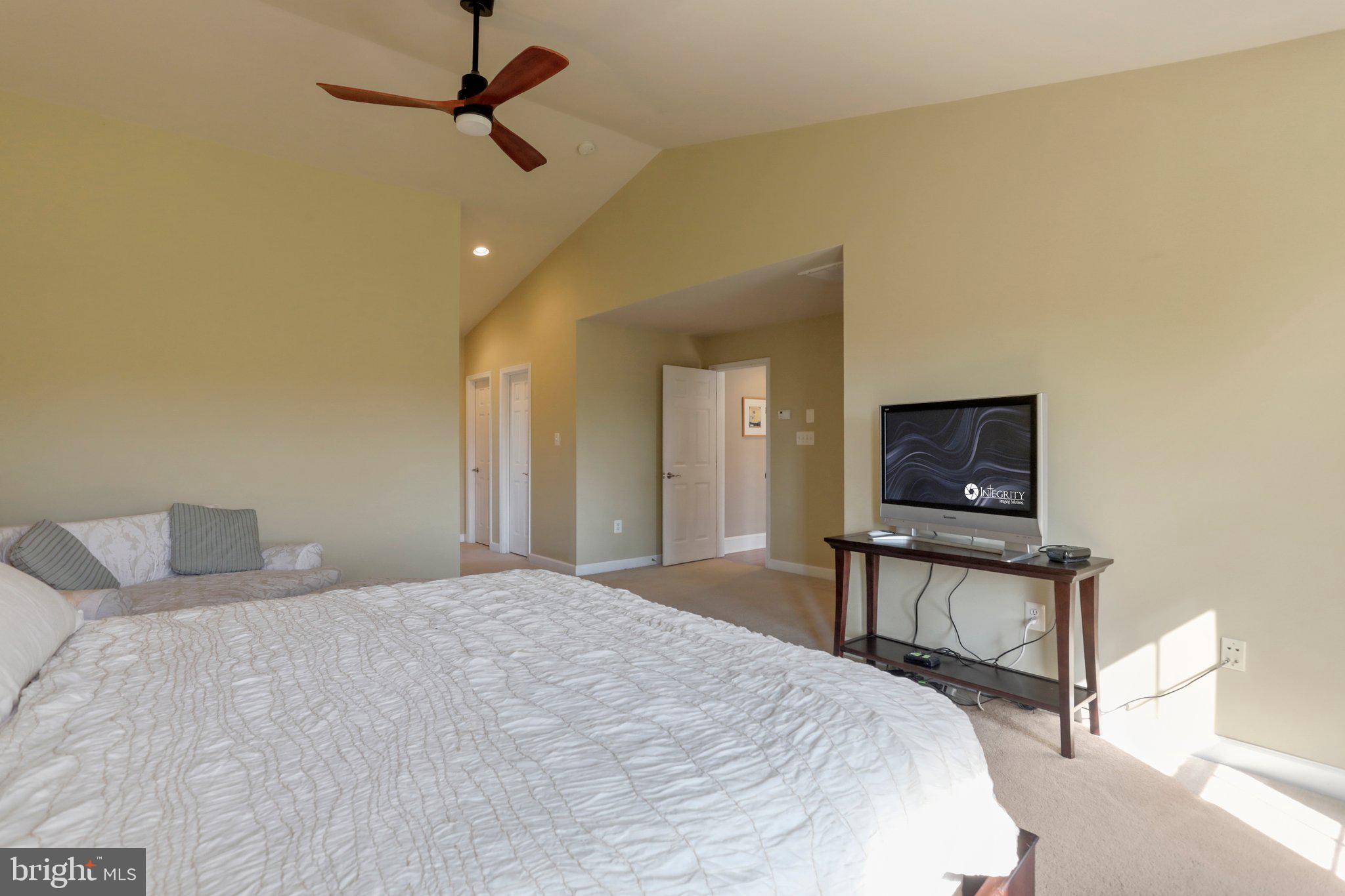 14391 CAMPBELL FARM LANE