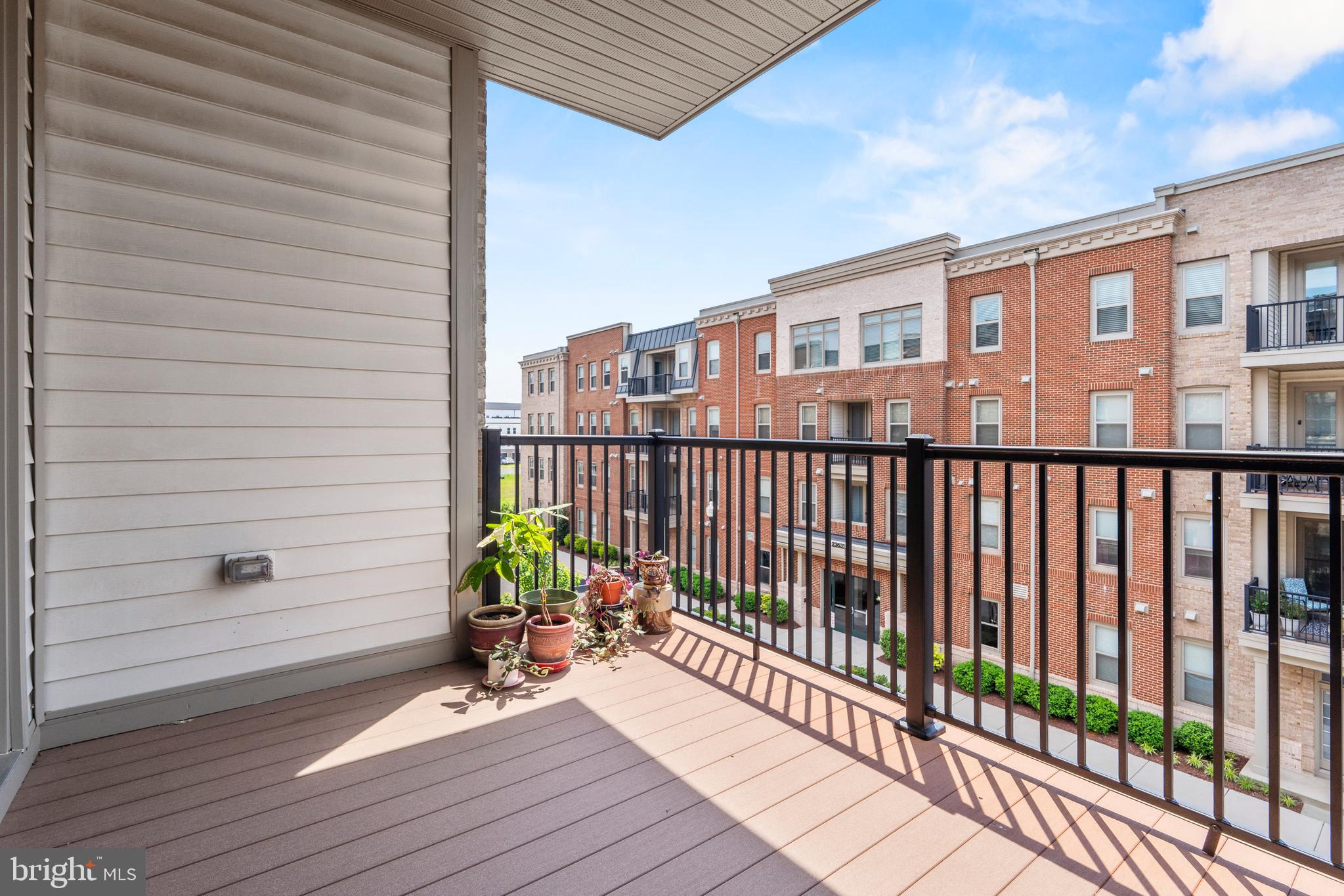 23630 HAVELOCK WALK TERRACE 313