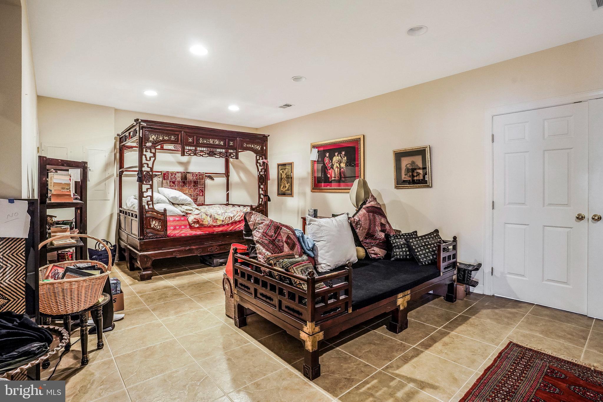 21031 FOREST HIGHLANDS COURT