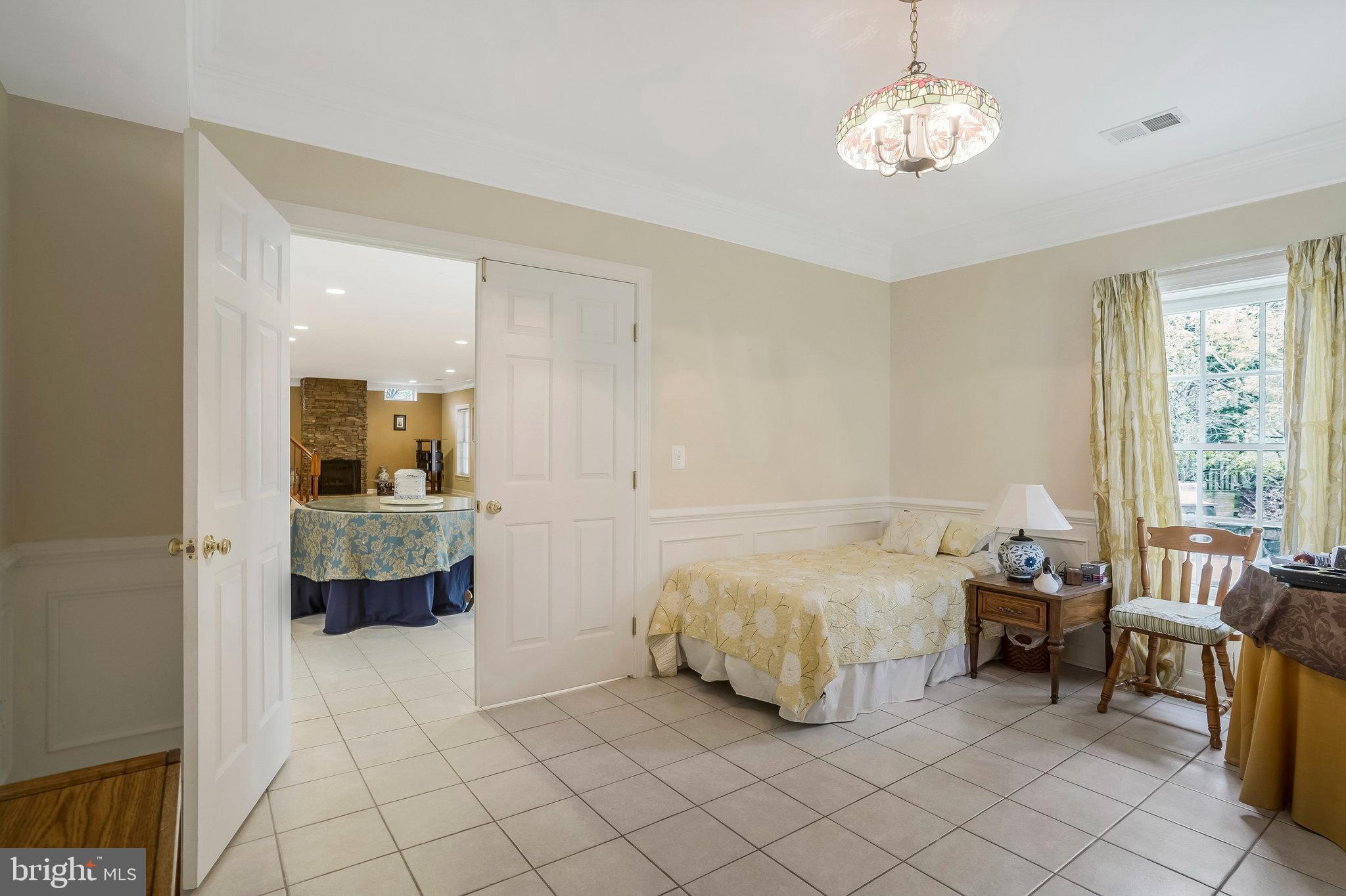 21031 FOREST HIGHLANDS COURT