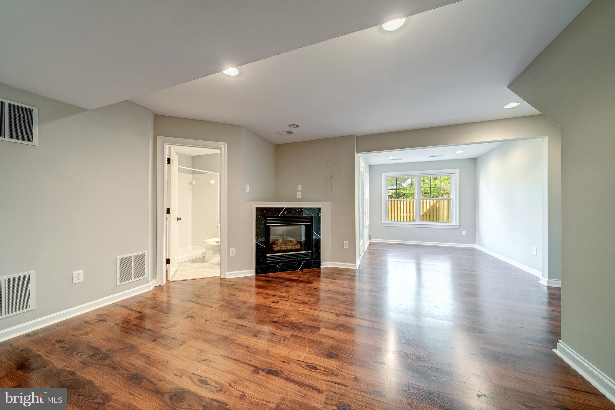 43784 GROVEMONT TERRACE