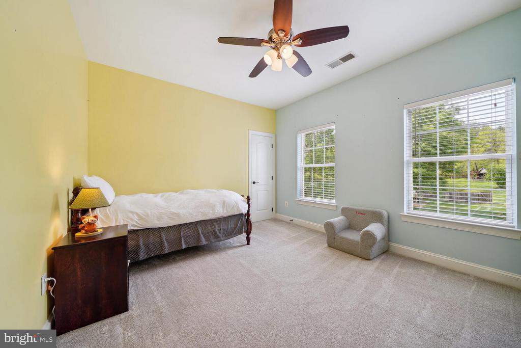 110 ROSEBROOK COURT NW