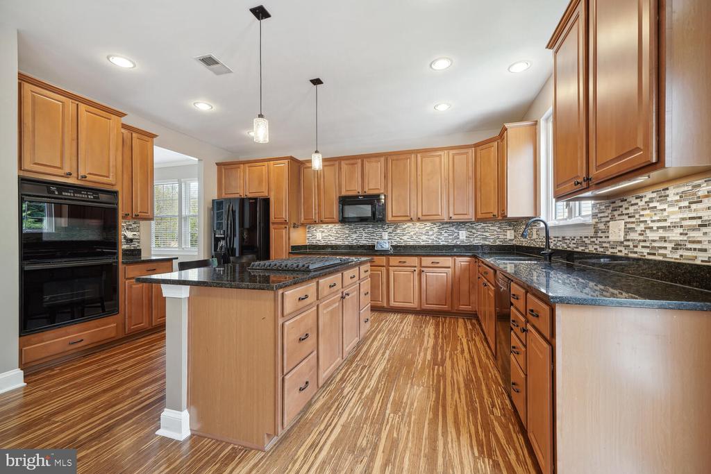 110 ROSEBROOK COURT NW