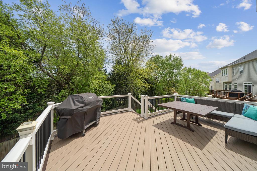 110 ROSEBROOK COURT NW