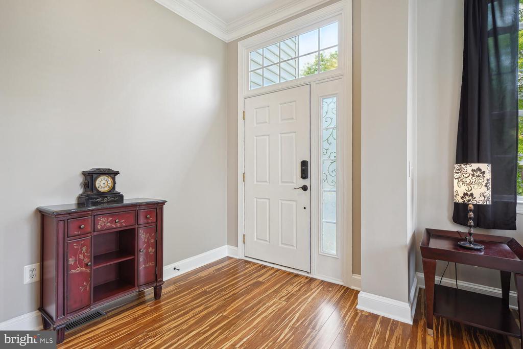 110 ROSEBROOK COURT NW