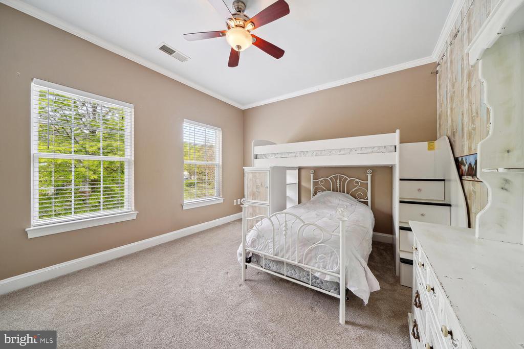 110 ROSEBROOK COURT NW