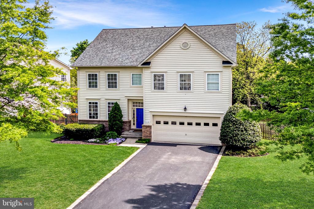 110 ROSEBROOK COURT NW