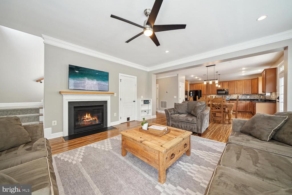110 ROSEBROOK COURT NW