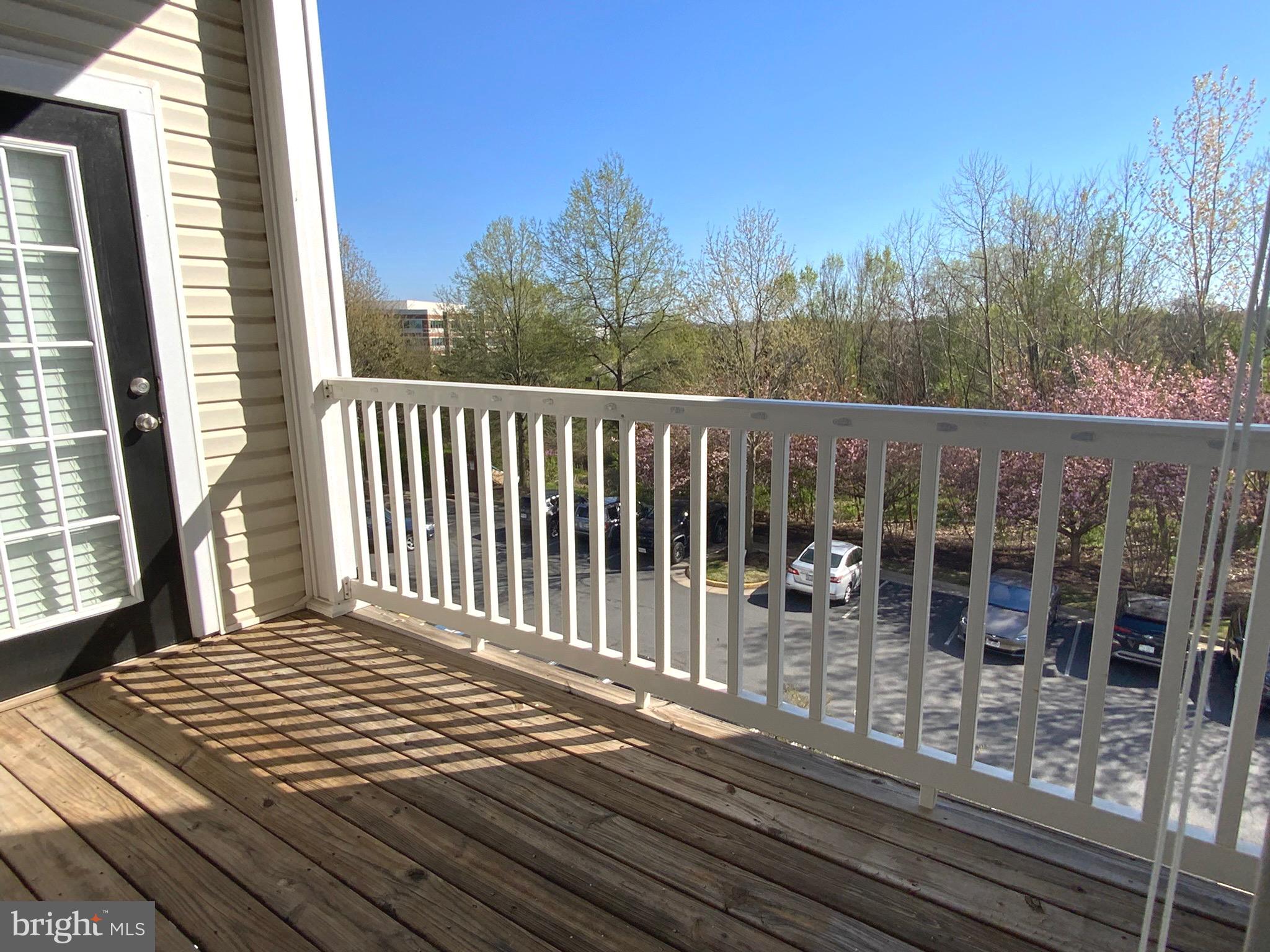 512 SUNSET VIEW TERRACE SE 302