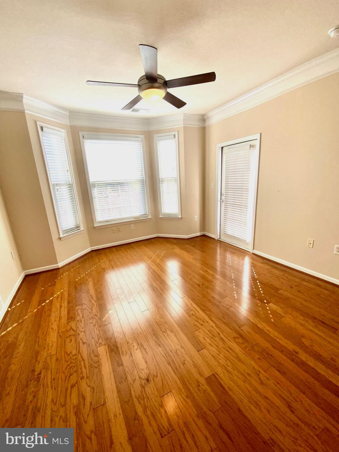 512 SUNSET VIEW TERRACE SE 302