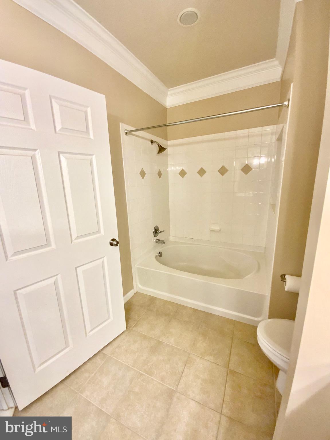 512 SUNSET VIEW TERRACE SE 302