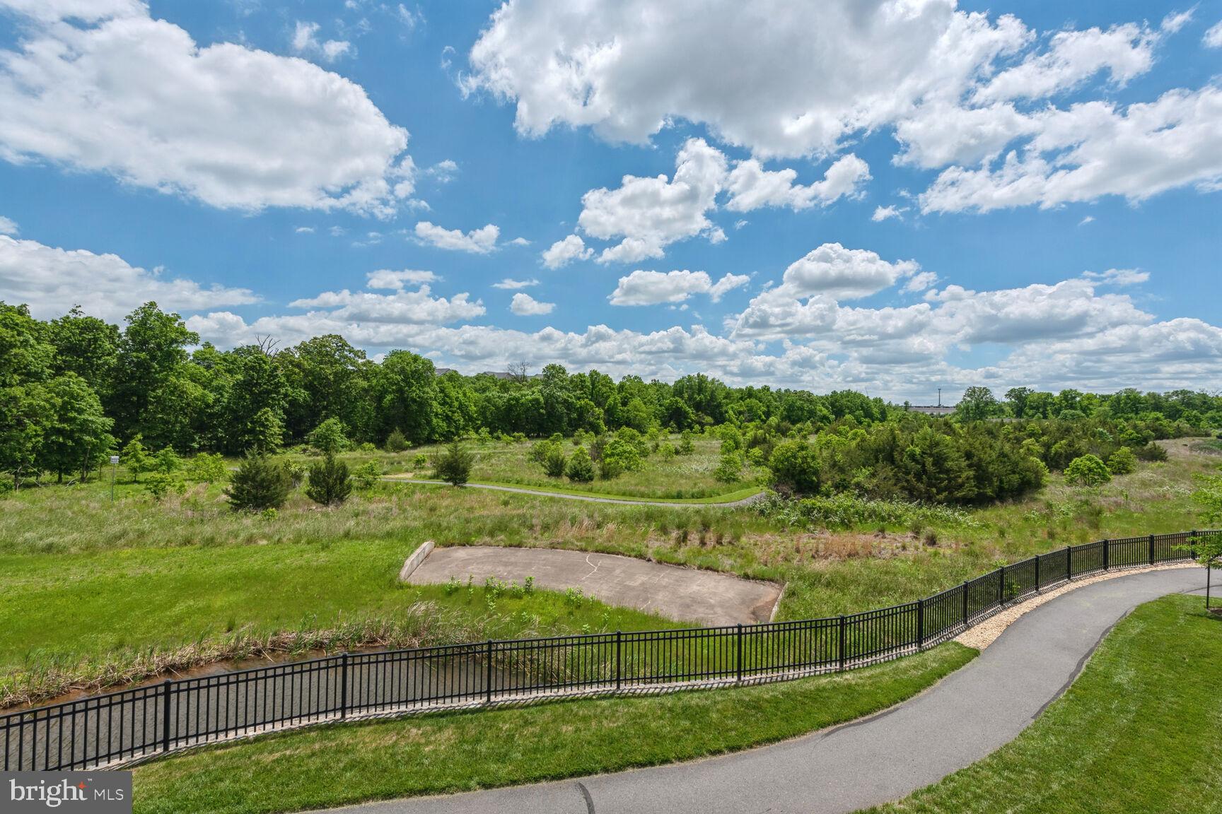 44605 YORK CREST TERRACE 207