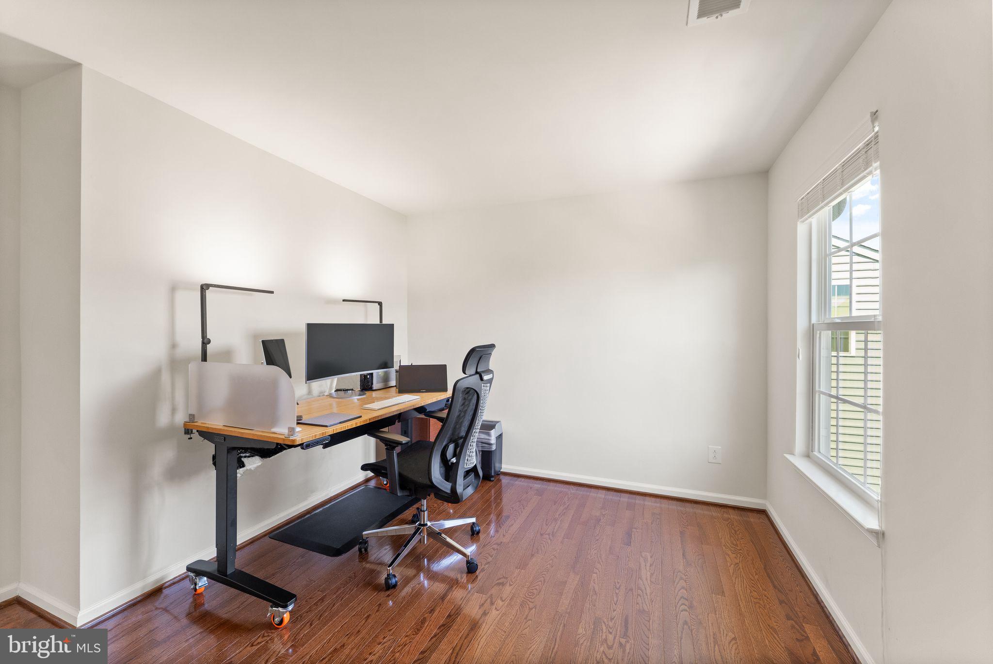 41460 LUCKY DRAW STREET