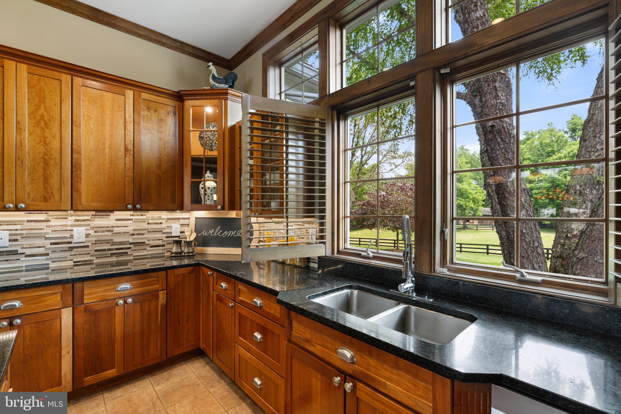 38386 LITTLE RIVER TURNPIKE