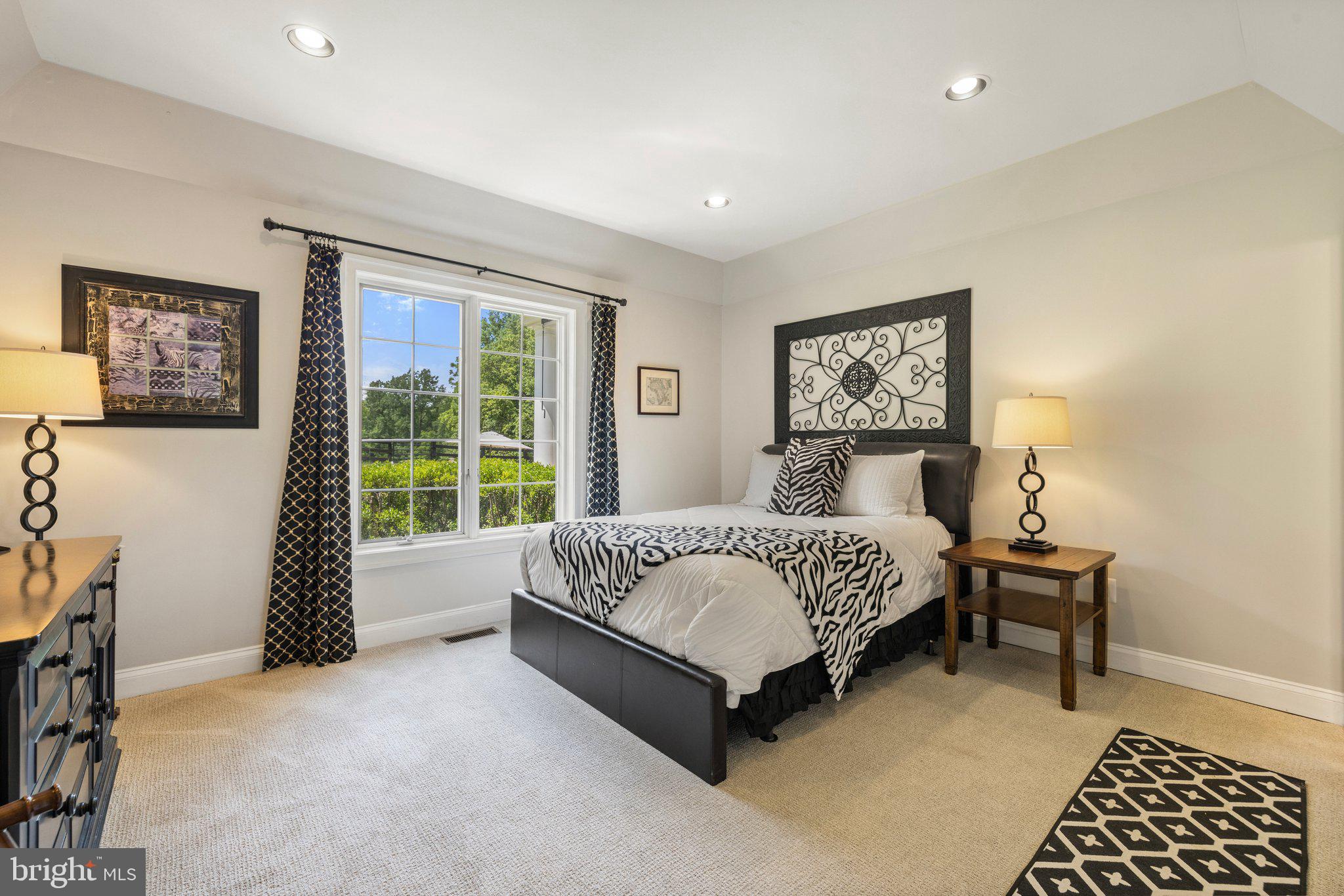 38386 LITTLE RIVER TURNPIKE