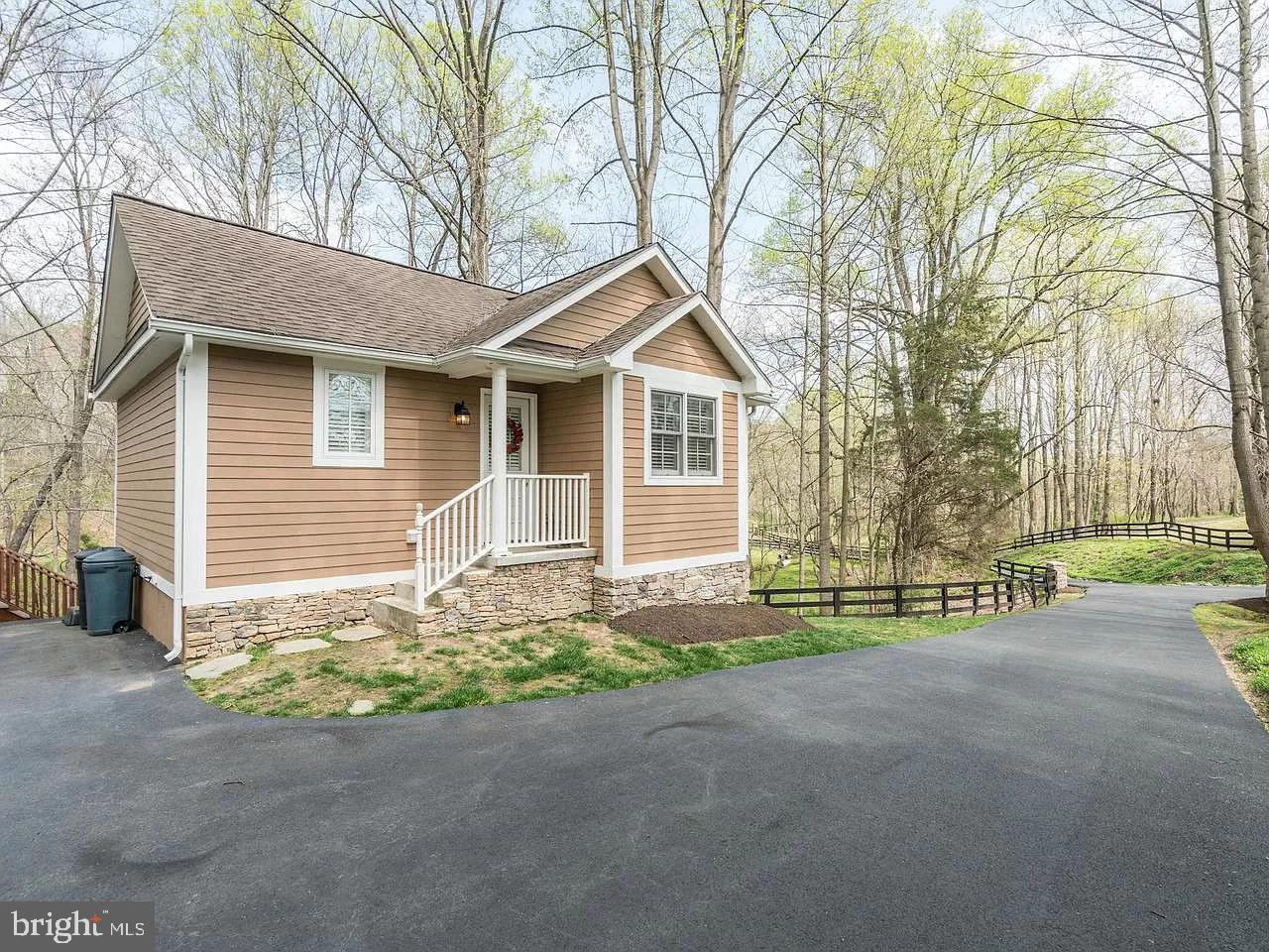 38386 LITTLE RIVER TURNPIKE