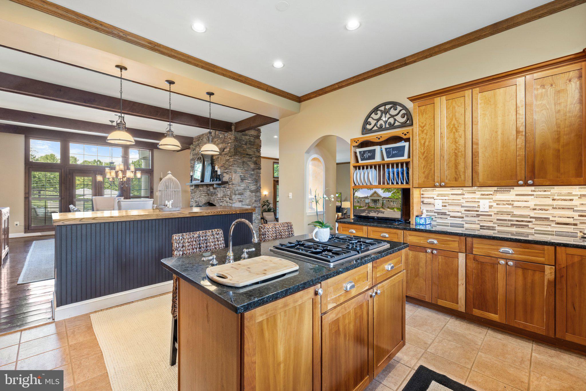 38386 LITTLE RIVER TURNPIKE