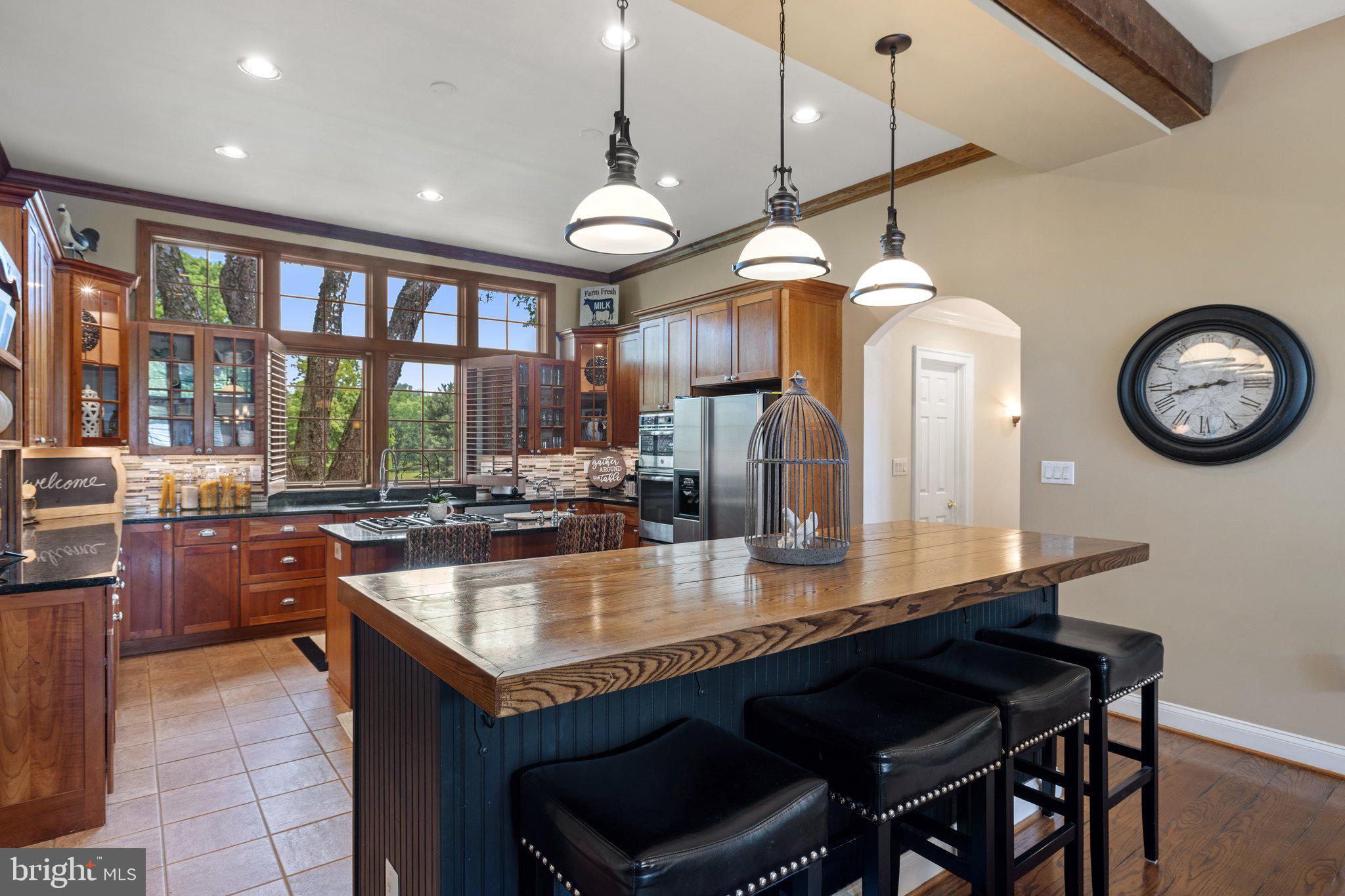 38386 LITTLE RIVER TURNPIKE