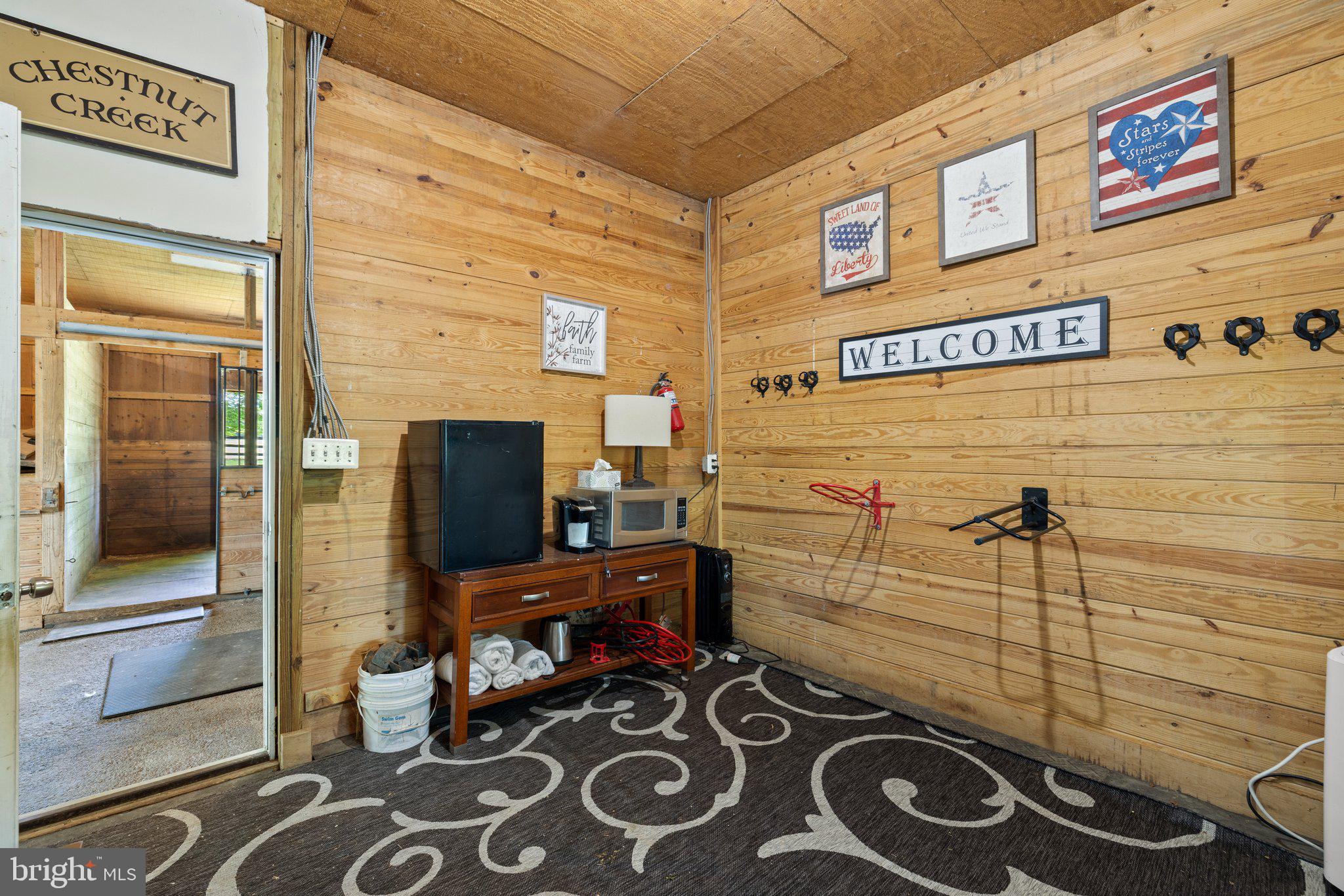 38386 LITTLE RIVER TURNPIKE