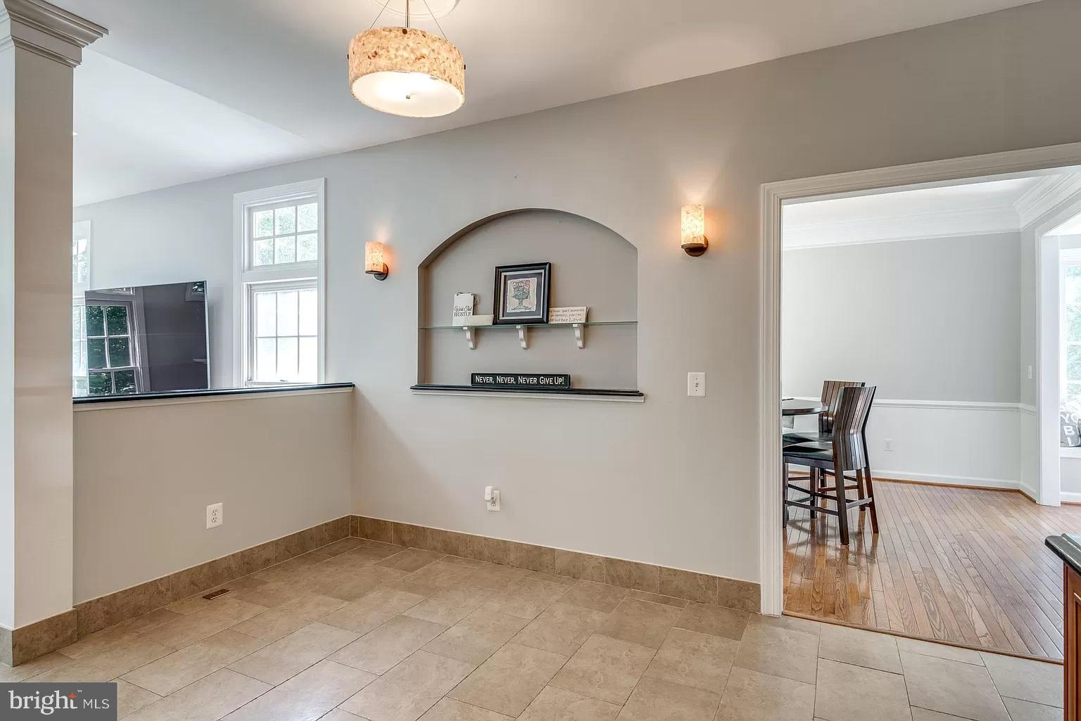 20894 LAUREL LEAF COURT