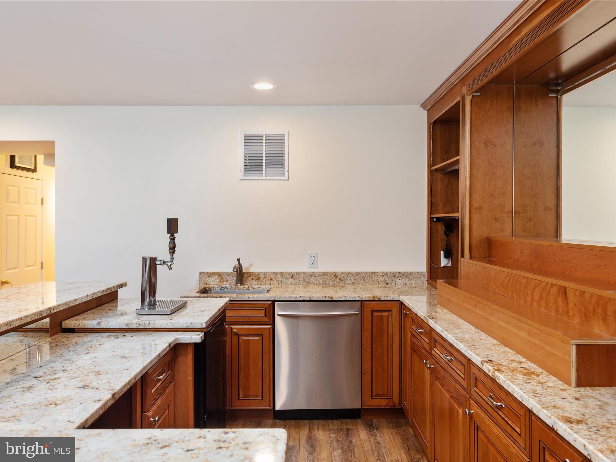 20975 HOODED CROW DRIVE