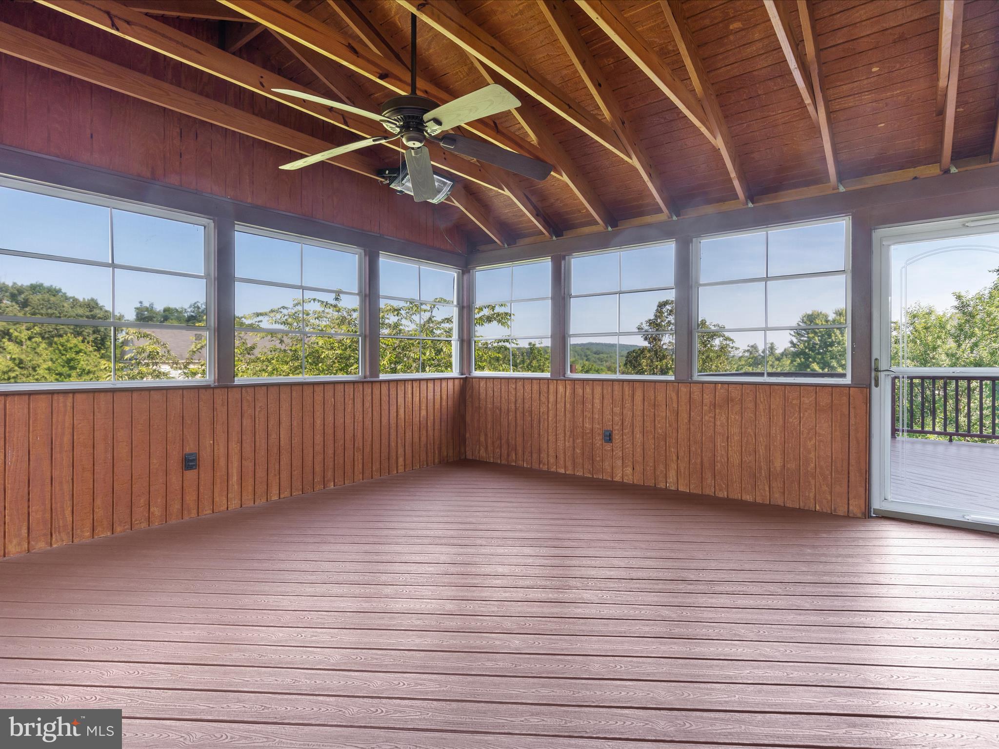 20975 HOODED CROW DRIVE
