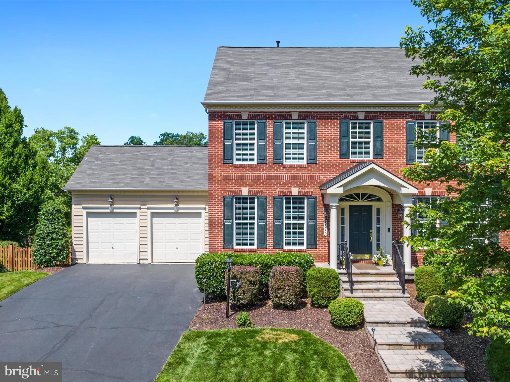 20975 HOODED CROW DRIVE