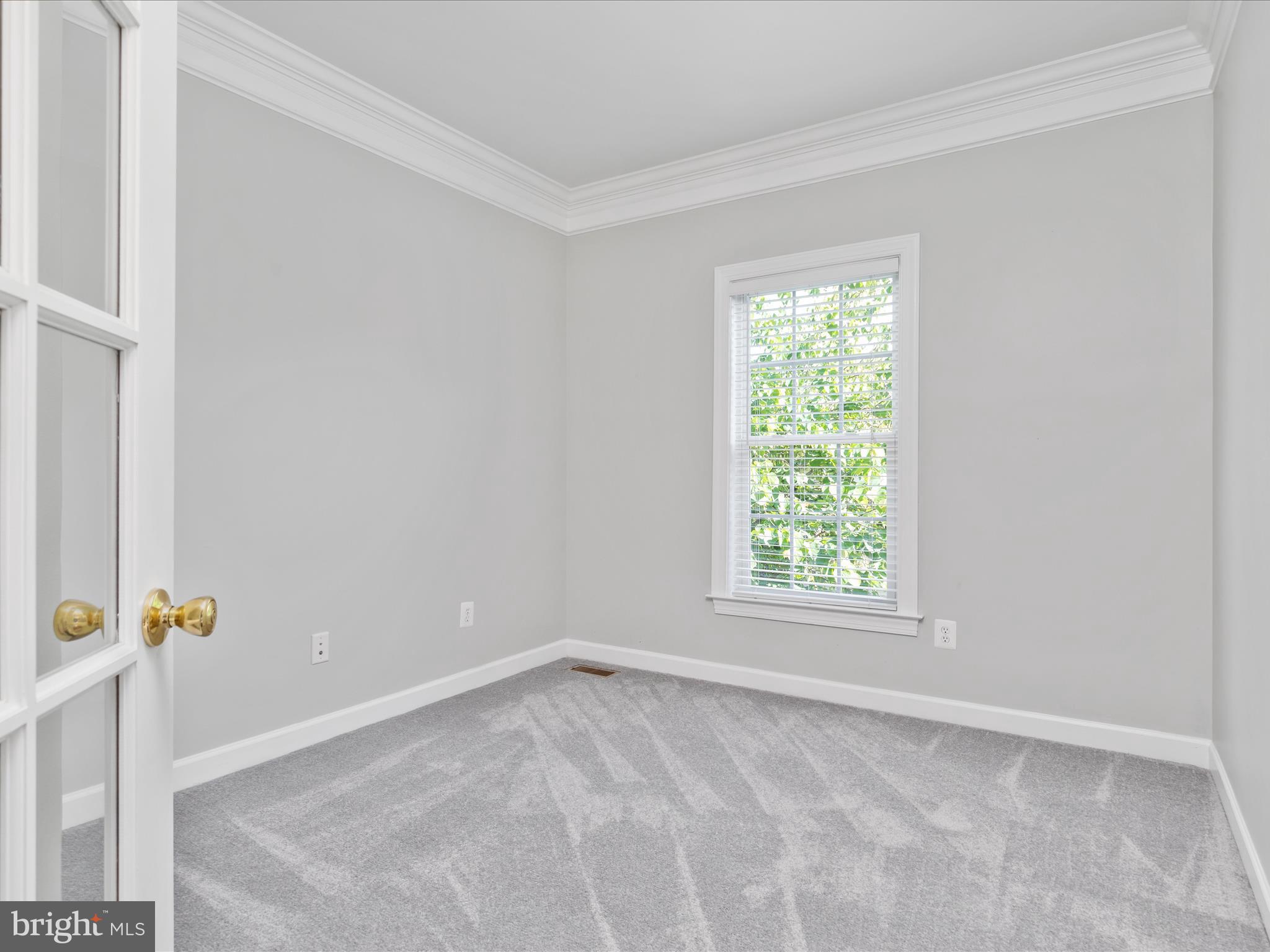 20975 HOODED CROW DRIVE