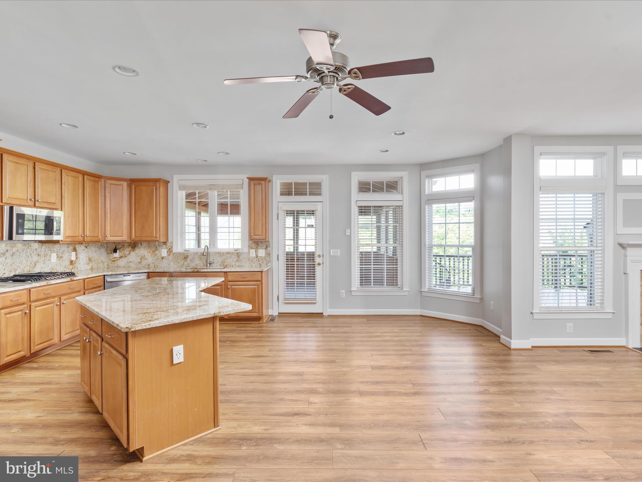 20975 HOODED CROW DRIVE