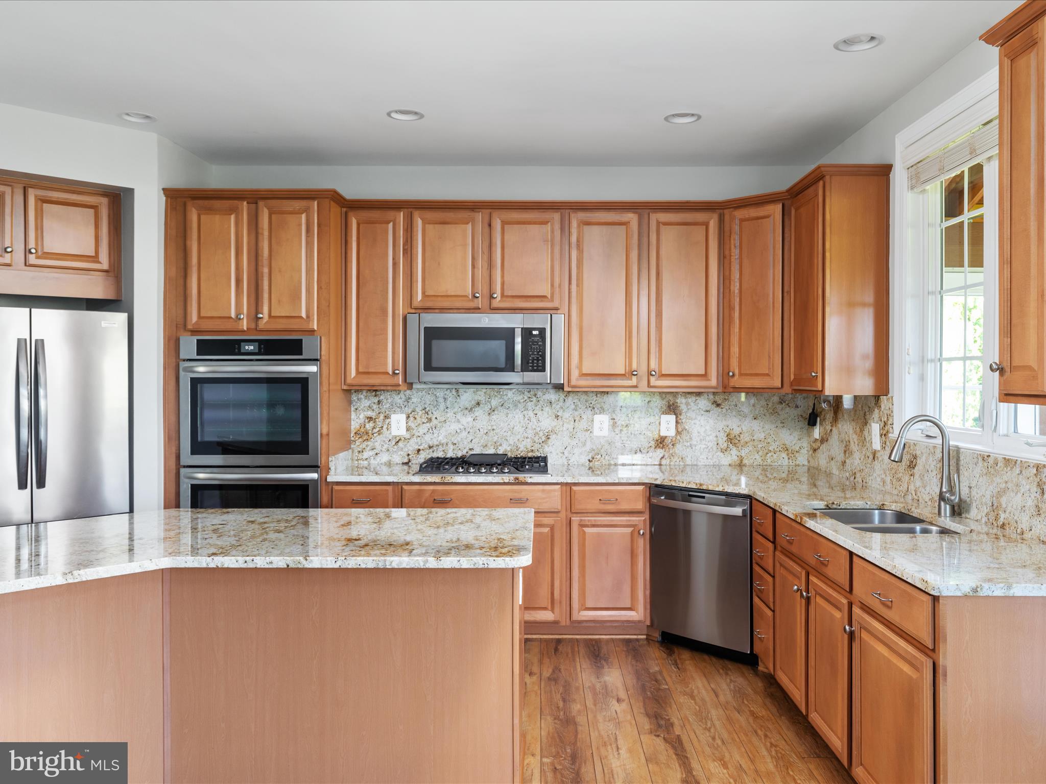 20975 HOODED CROW DRIVE