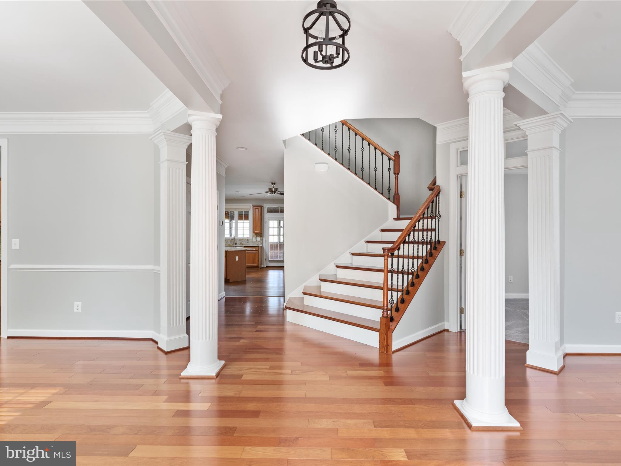 20975 HOODED CROW DRIVE