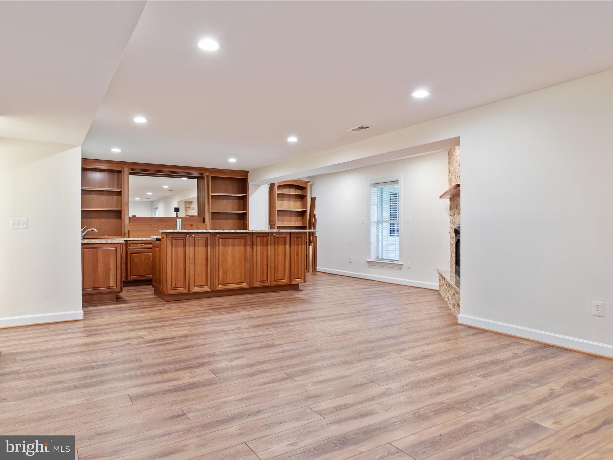 20975 HOODED CROW DRIVE