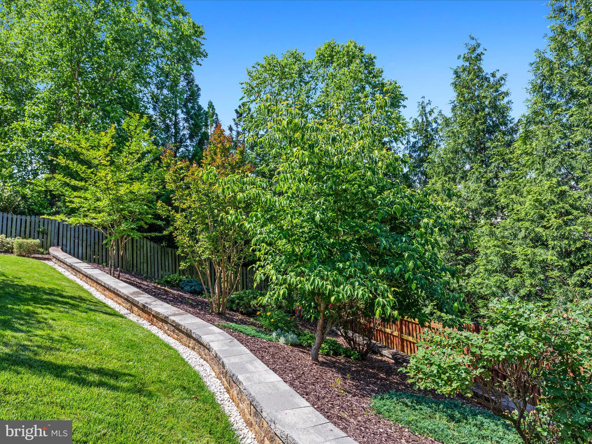 20975 HOODED CROW DRIVE