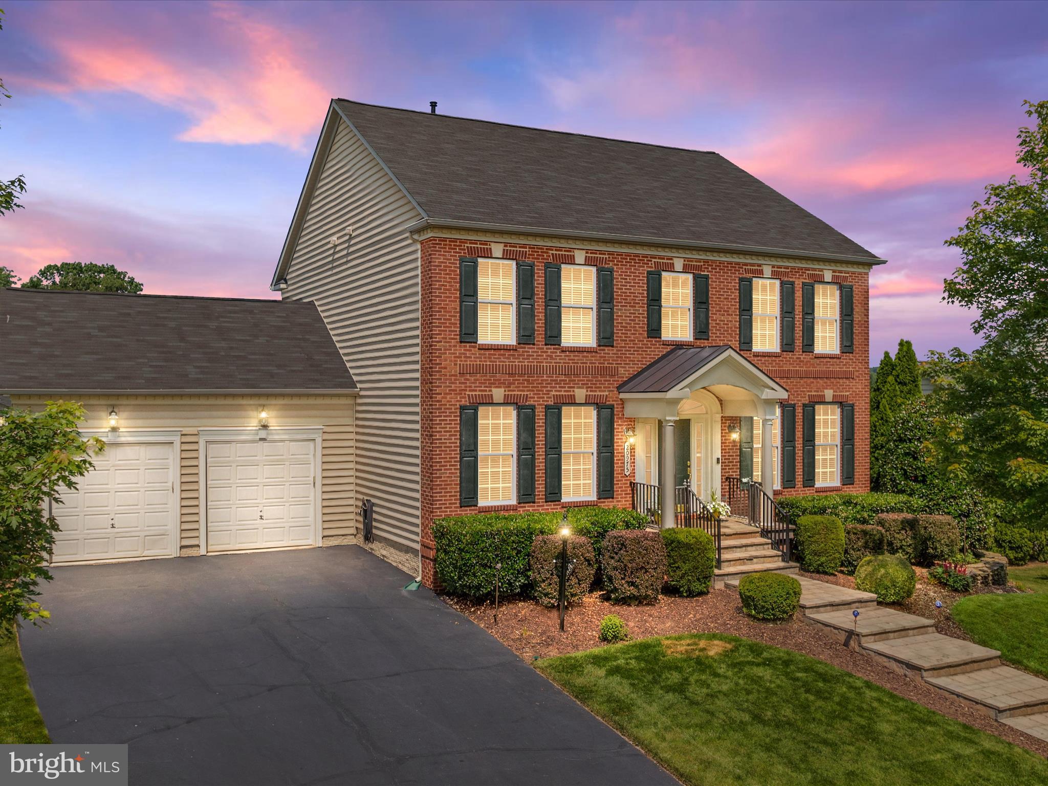 20975 HOODED CROW DRIVE