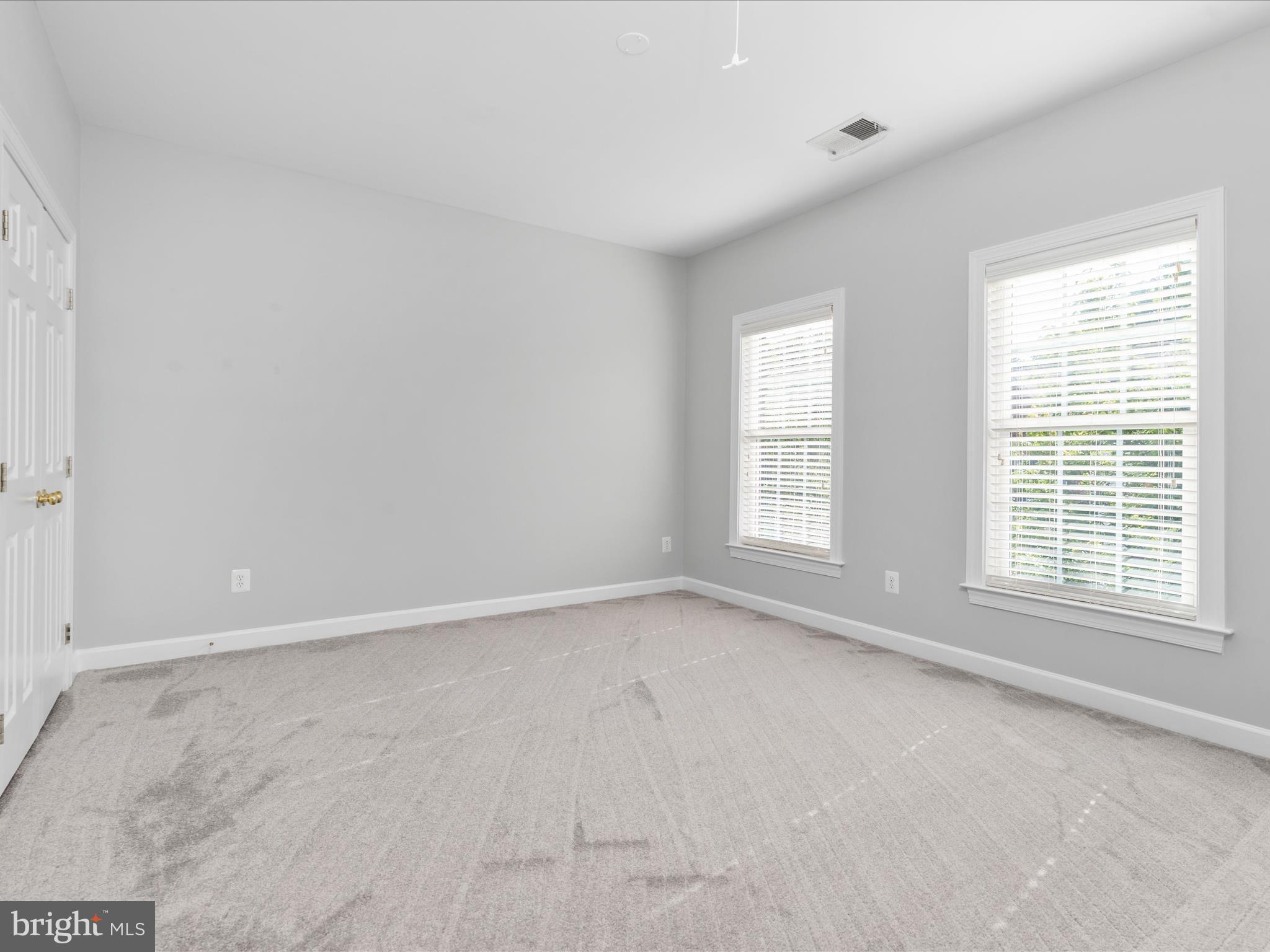 20975 HOODED CROW DRIVE