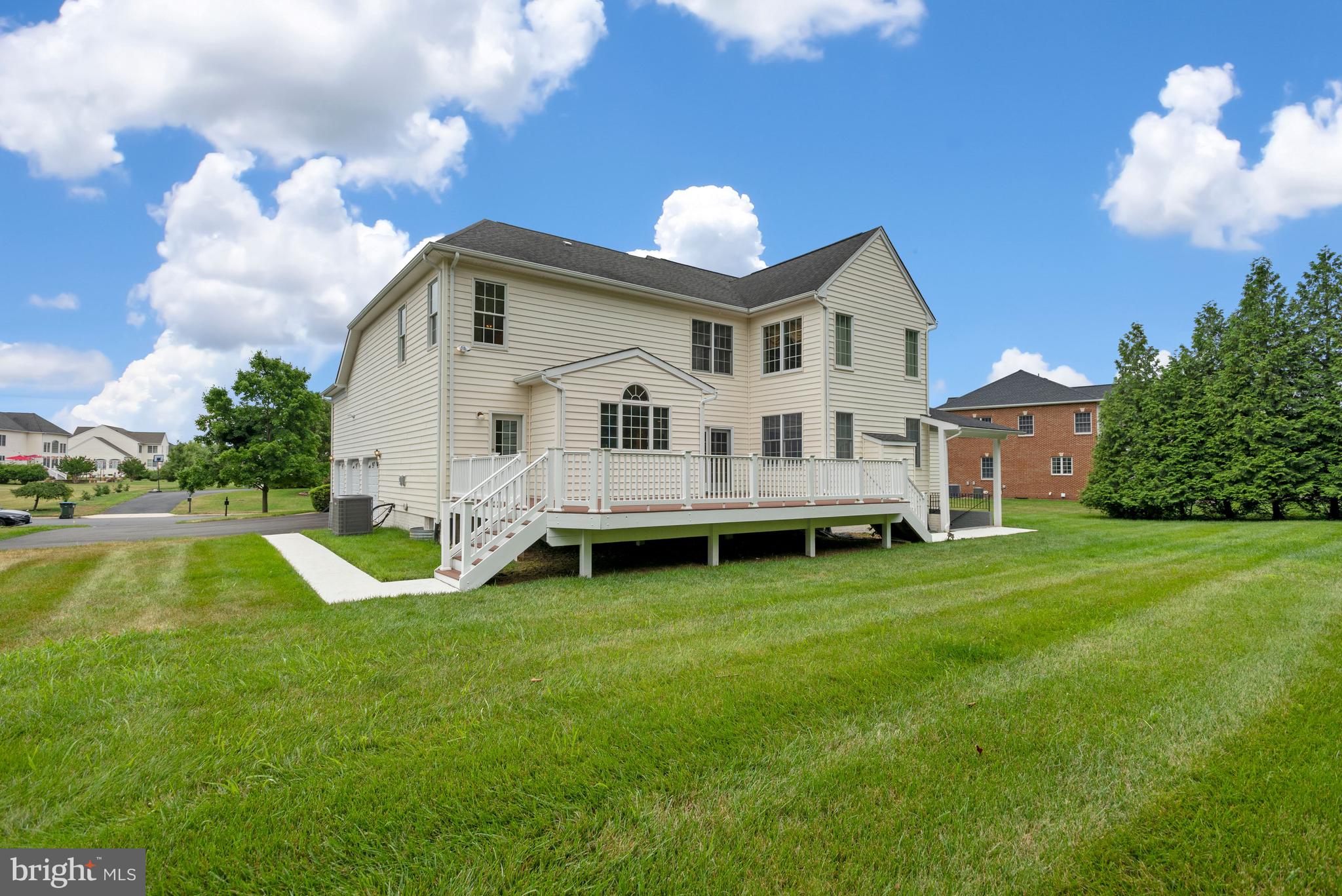23353 LENNOXVILLE WAY