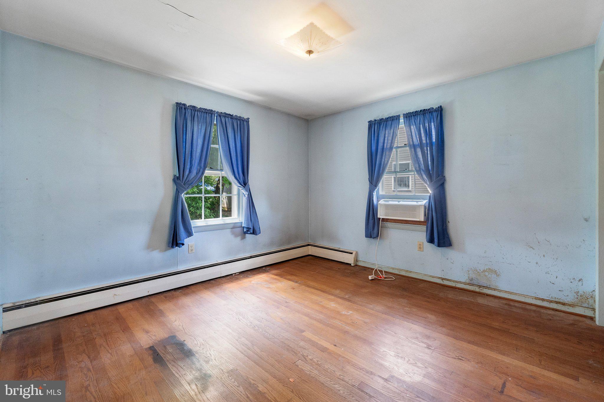 111 WASHINGTON STREET NE