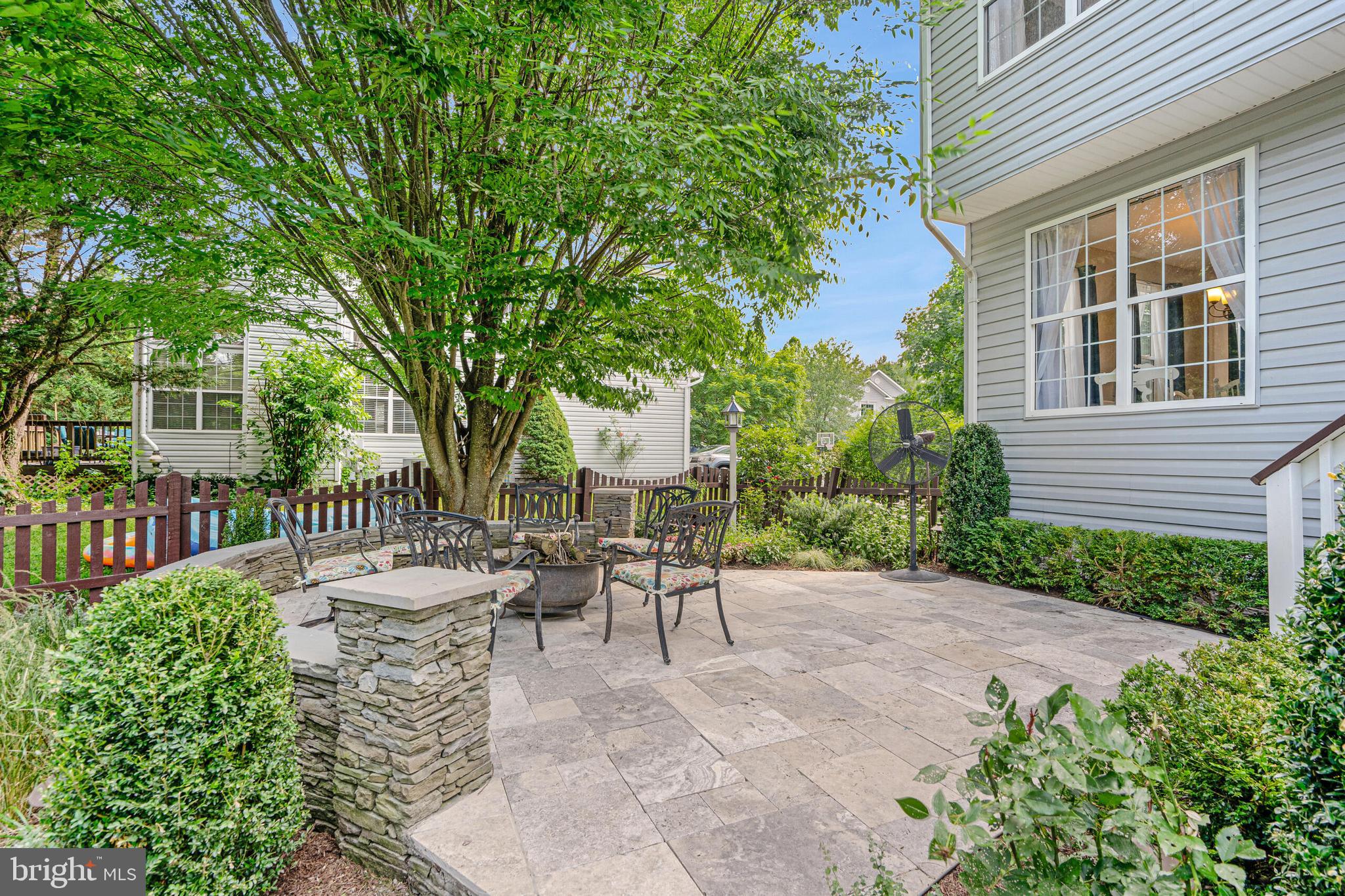 1251 BARKSDALE DRIVE NE