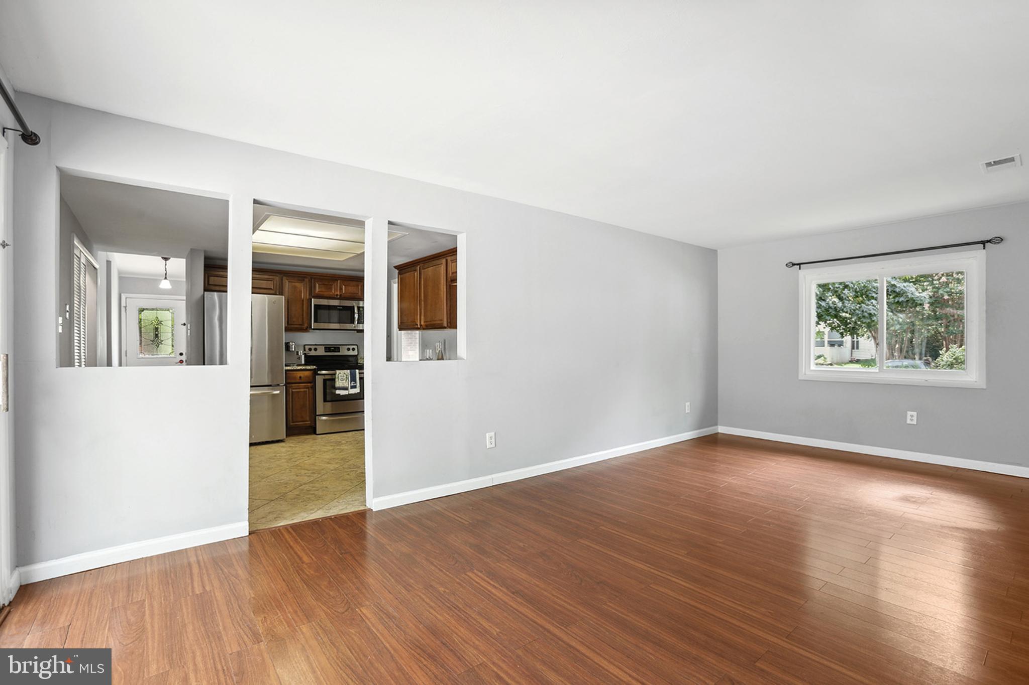15 CRESCENT COURT