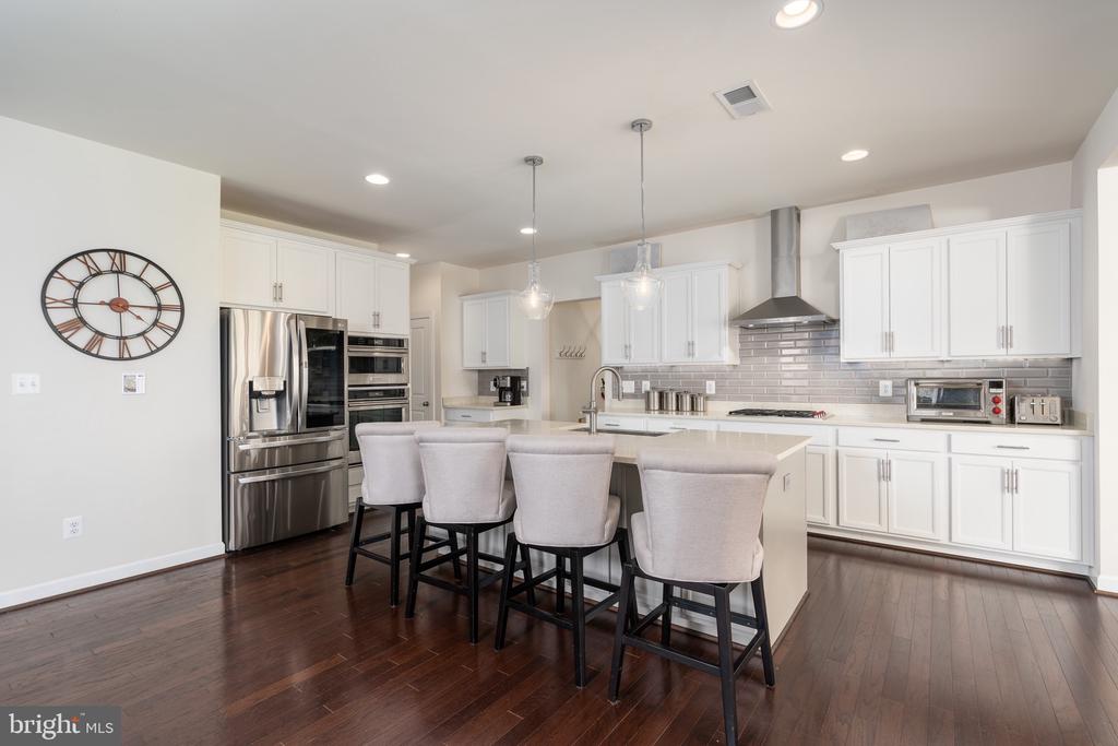 14270 AMYS MEADOW CT