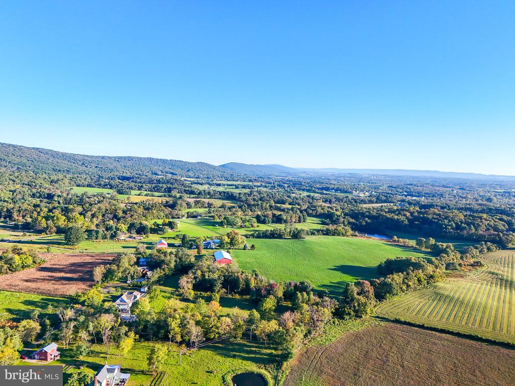 12428 MOUNTAIN ROAD