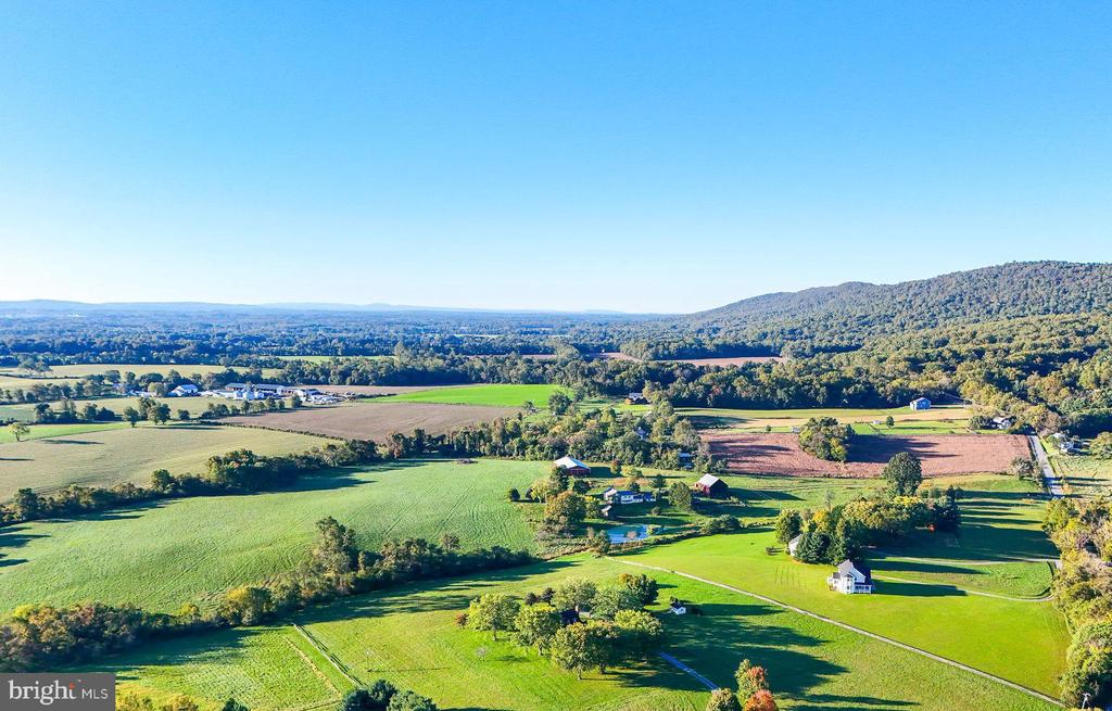 12428 MOUNTAIN ROAD