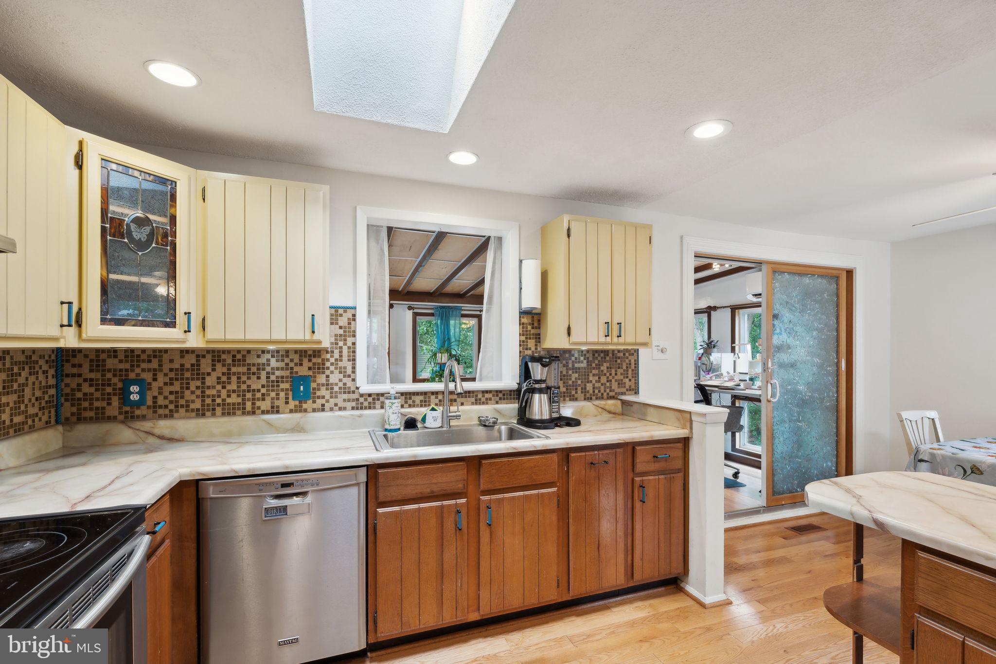 205 CHESTNUT COURT