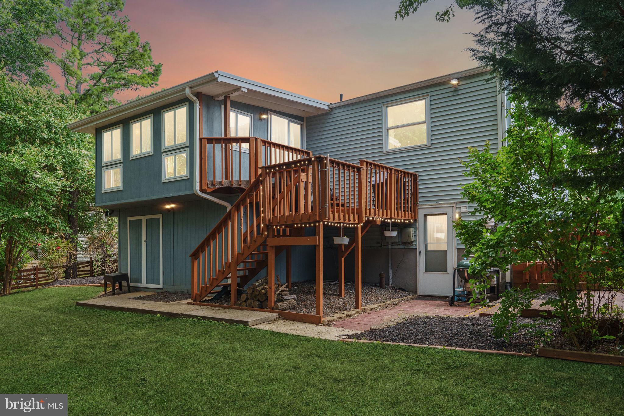 205 CHESTNUT COURT