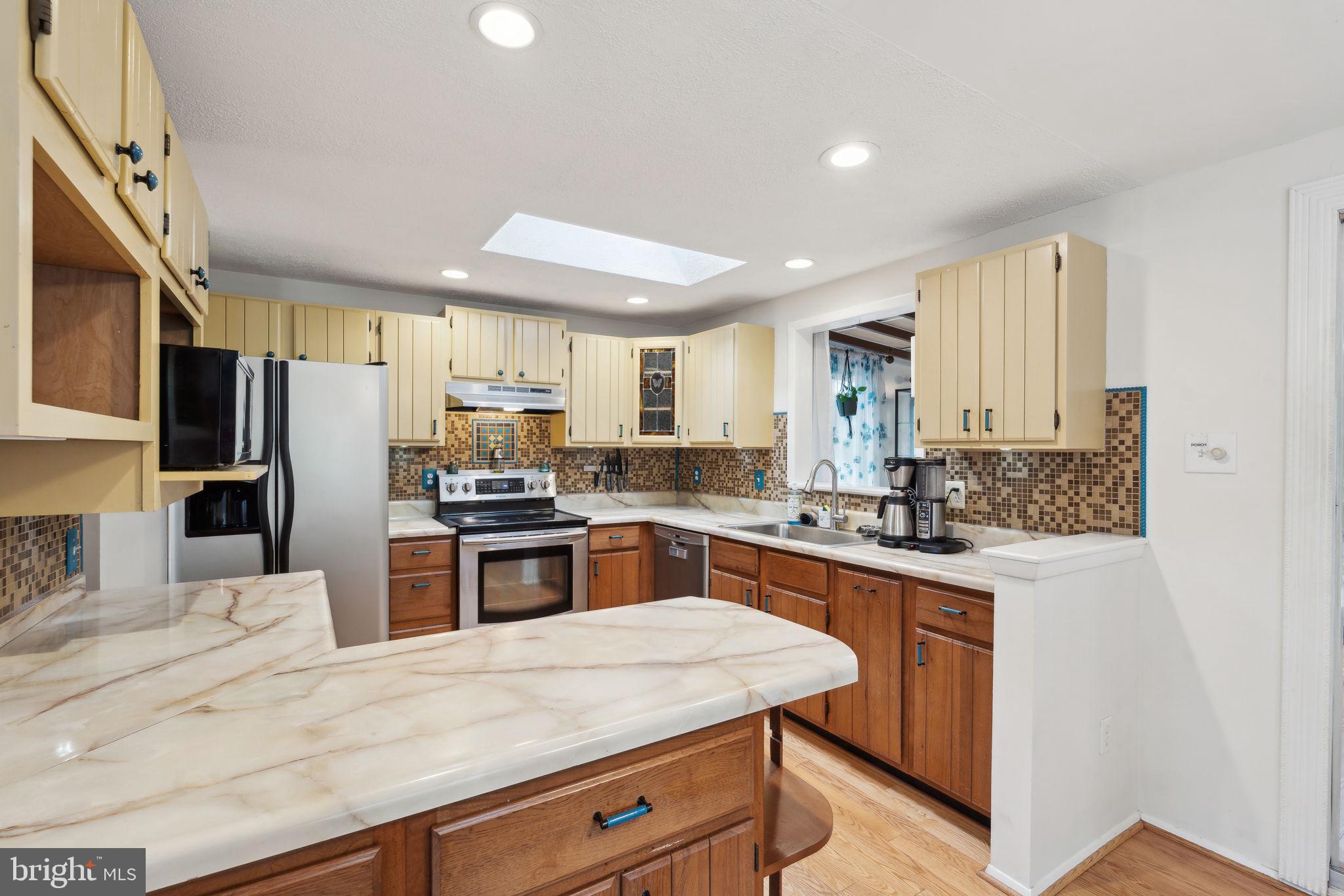 205 CHESTNUT COURT