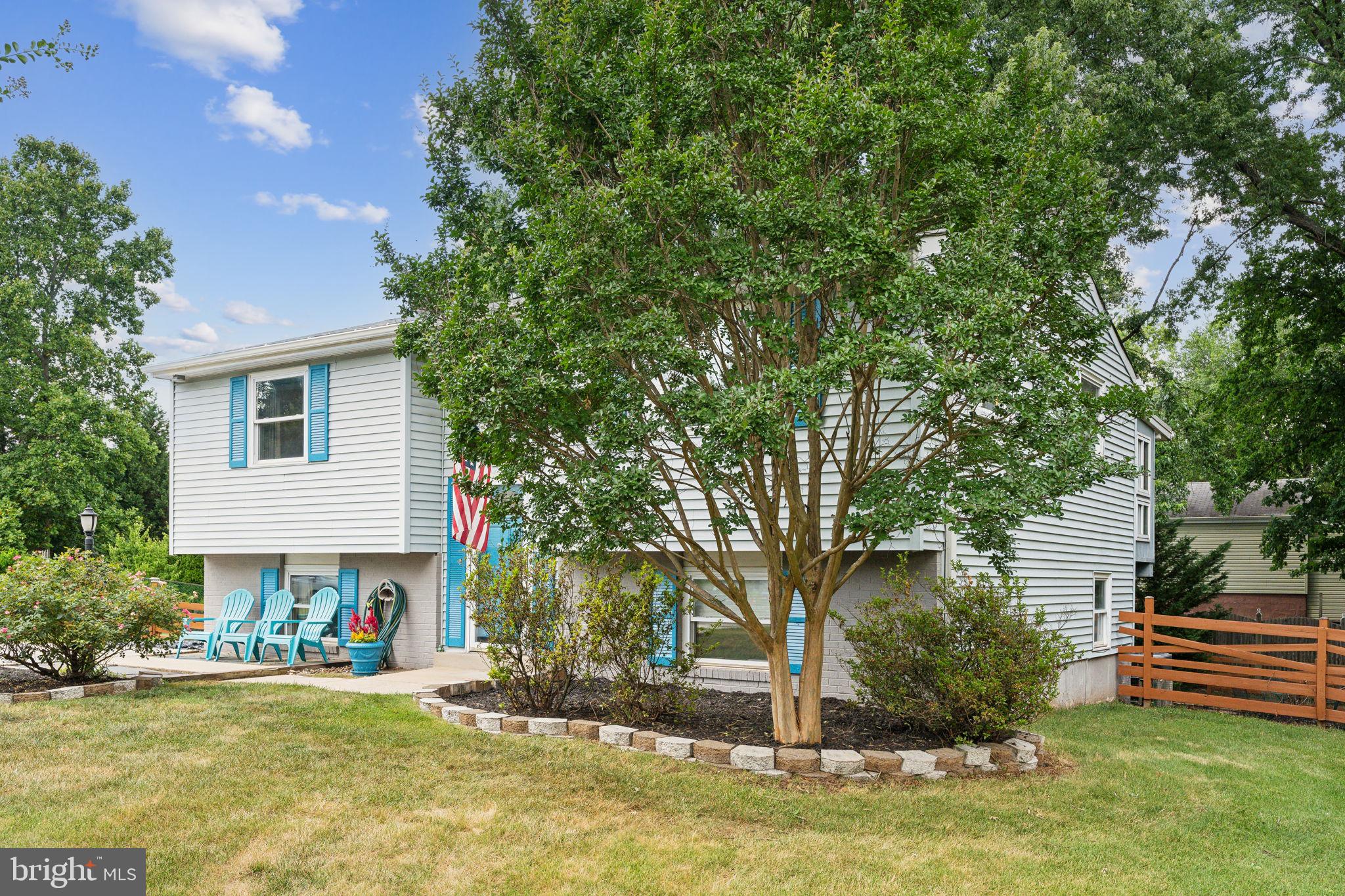 205 CHESTNUT COURT